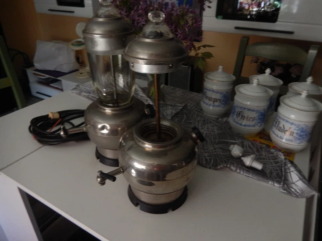 Antike alte Kaffeemaschine  zur Dekoration