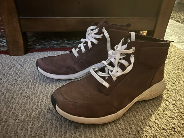 timberland flyroam leather chukka