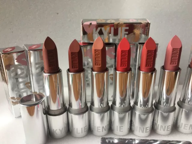 100 % ORIGINAL Kylie Kosmetik cremefarbene Lippenstifte - silberne Serie Sammlung Lippenstift 2