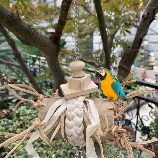 Juguete para masticar pájaros mano de obra fina resistente a las mordeduras de pájaros jaulas de madera juguetes resistentes