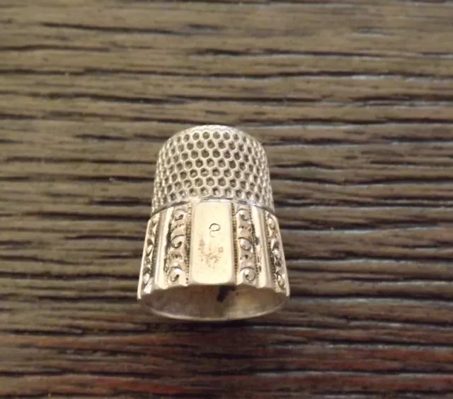 Simons Brothers Antique Sterling Silver Scroll Sewing Thimble Size 8