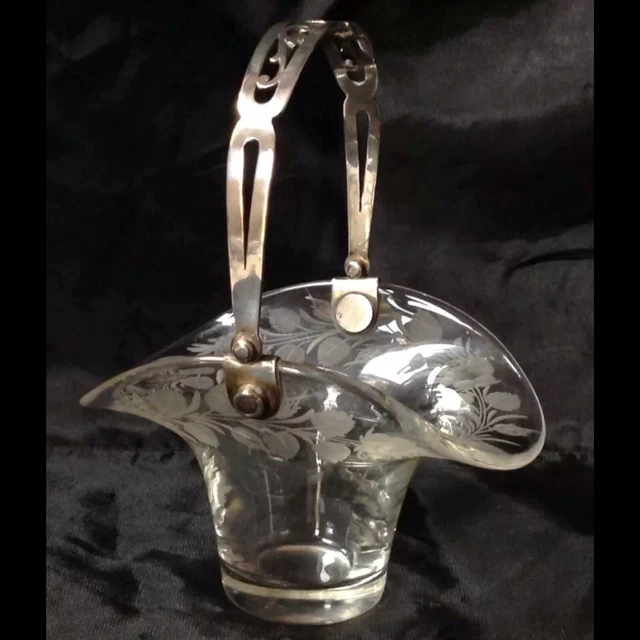 Antique 1911 Henry Clifford Davis Solid Silver Handle Glass Bon Bon Dish Basket