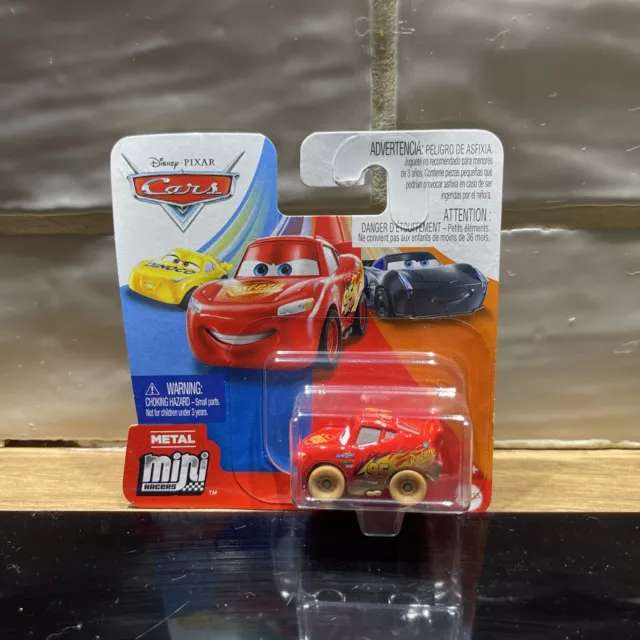 Disney Cars Diecast Mini Racer Dirt Track Lightning McQueen