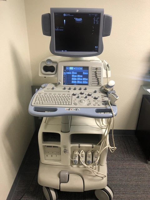GE LogiQ 9 Ultrasound System 4 transducers Printer Volumetric Probe 3D 4D