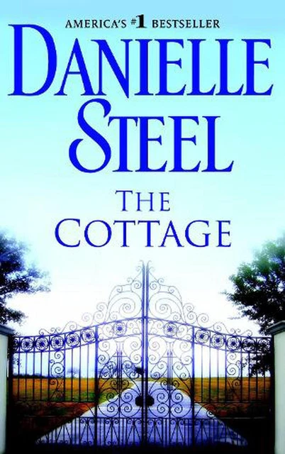 The Cottage: A Novel by Danielle Steel (English) Paperback Book