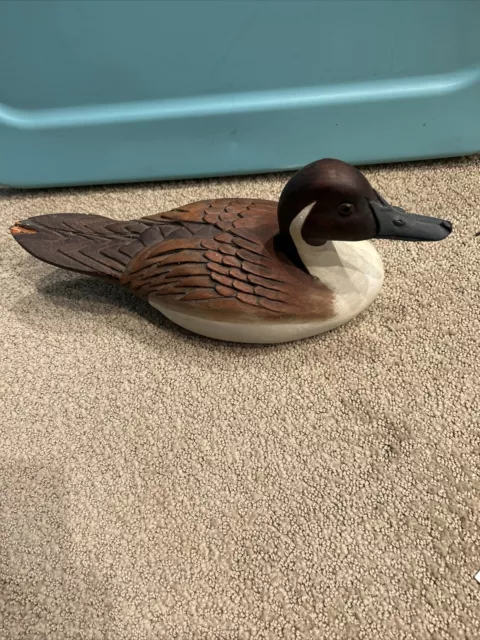 Vintage HAND PAINTED - WOODEN CARVED DUCK DECOY - T05