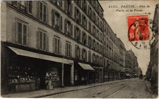 CPA PANTIN Rue de Paris et la Poste (1353735)