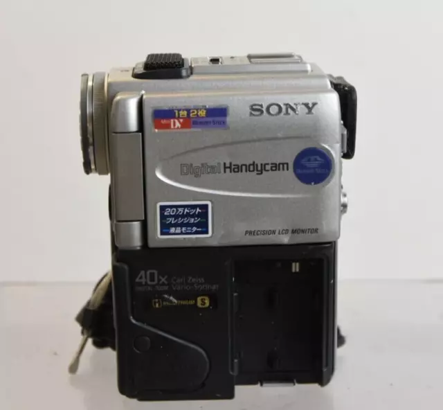 Sony DCR-PC3 Digital Video Camera Camcorder Recorder Handycam JAPAN Used