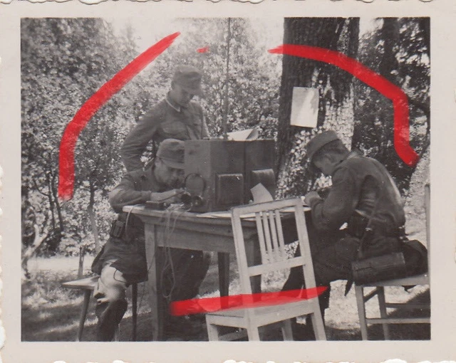 Foto WH 3. Gebirgs-Division Funker Funkgerät Radio Gebirgsjäger Geb.Jg.  *162 2