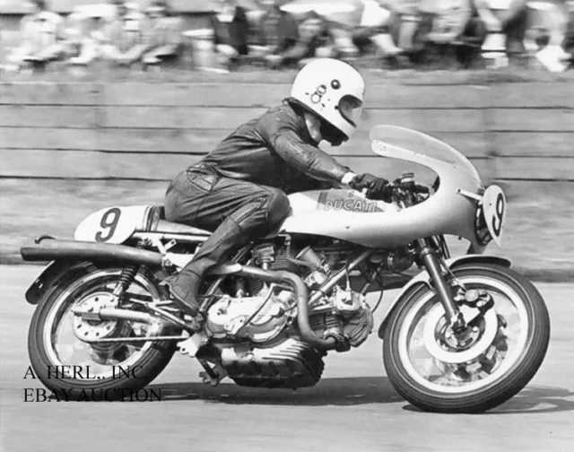 Ducati 750 SS & Steve Wynne – 1974 – photo motorcycle racing photograph photo