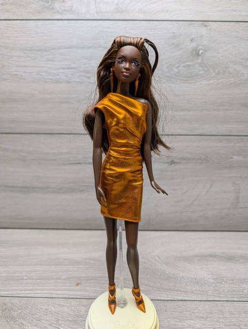 VERY RARE Barbie The Look - bronze gold dress collector edition signature  Vgc 119.90 - PicClick UK