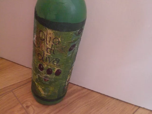 Botella Verde Shabby Chic Decoupaged Con El Tema Del Aceite De Oliva 3