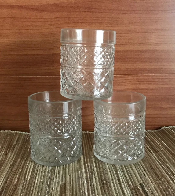 Vintage Wexford Pattern drinking glasses tumblers x 3