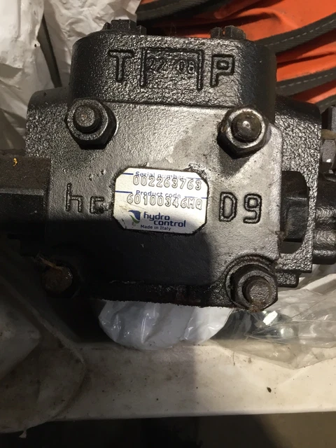 JCB 8014, 8016, 8018 Drive Coupling P/N 332/S7248