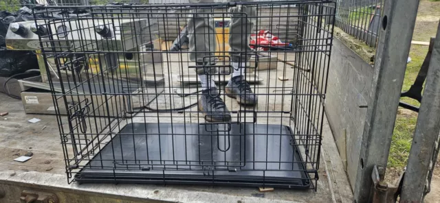 ELLIE BO EB BLACKS30 MEDIUM Sized Folding Dog Cage with Non Chew Metal Black 20.00 PicClick UK