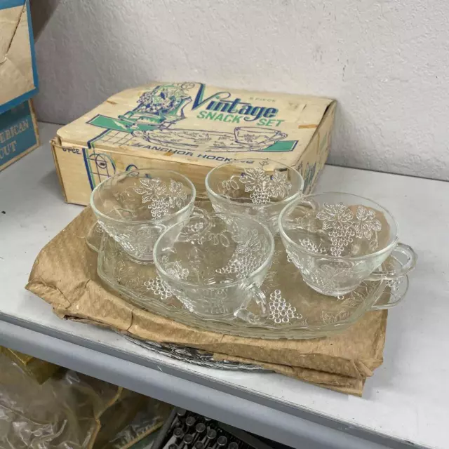 Vintage Anchor Hocking Snack Set - #600/76 - 8 Pc. Grape Pattern - Original Box