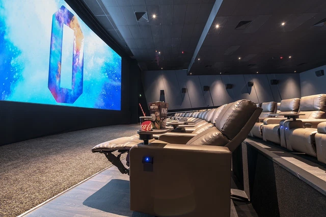 2 X ODEON CINEMA UK TICKETS * LUXE & regular *