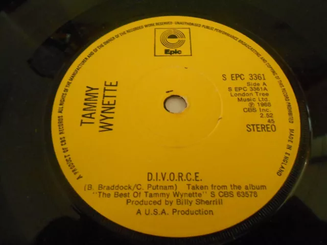 Tammy Wynette - "D.I.V.O.R.C.E. / Almost persuaded" - EPIC 7" Single