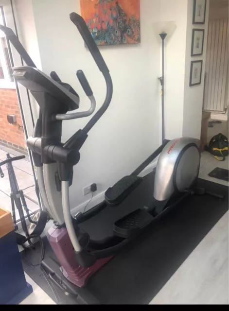 Proform 9 zle cross trainer hotsell