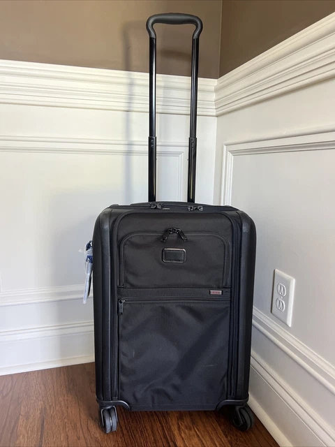 Tumi Alpha 3 Continental Dual Access 4 Wheeled Carry-On 2203561 Black