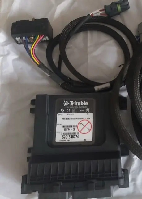 Trimble Field IQ  75774-00 Controller Rate & Section Control Module +Cable 80254