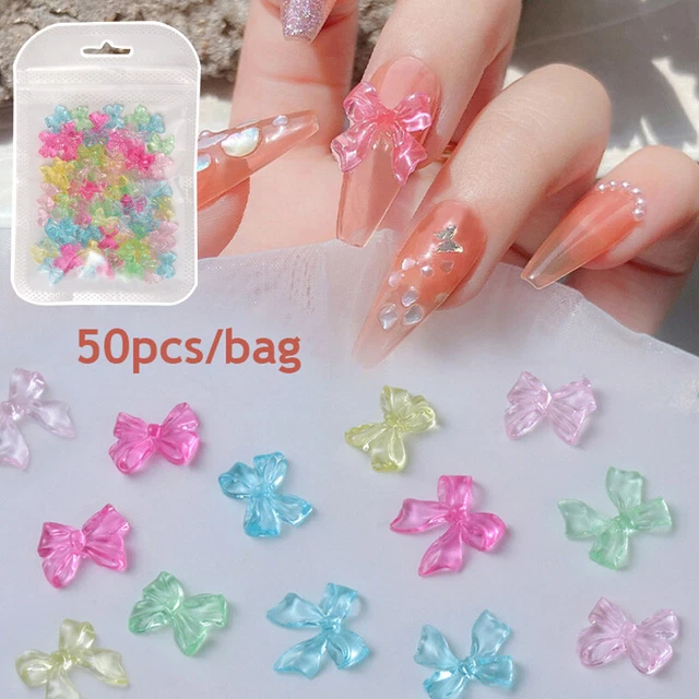 50 piezas 3D Cinta de resina Arco Arte en uñas Piedras pedrería Joyería Decoración Hágalo usted mismo ⌒