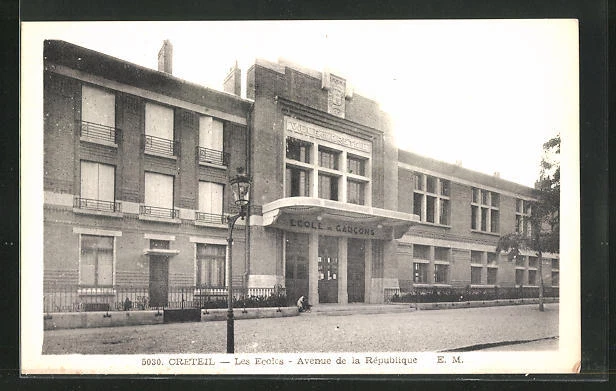CPA Creteil, Les Ecoles, Avenue de la Republique
