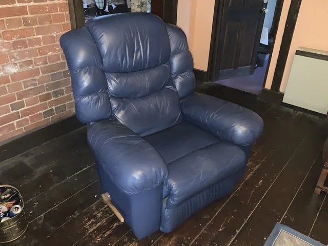 Lazy boy recliner with fridge and massage online