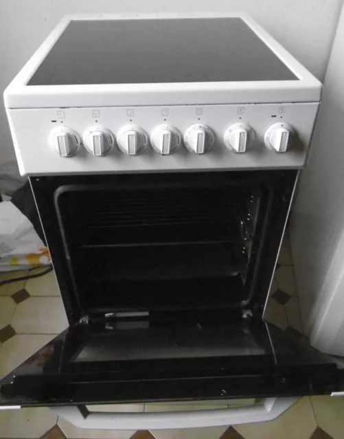 cuisinière electrique vitro céramique