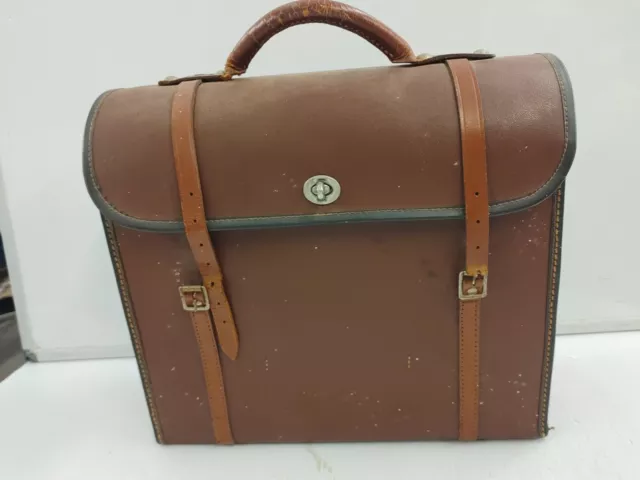 Henslite Super Grip 5" Bowls Balls In Brown Case-Used Good/Acc. Condition (R9) Henslite Super Grip 5" Bowls Balls In Brown Case-Used Good/Acc. Condition (R9)