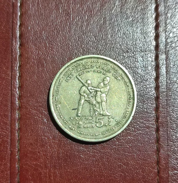 Old coin, sri lankan coin, gold coin, five rupees, commemorative coin, 1999