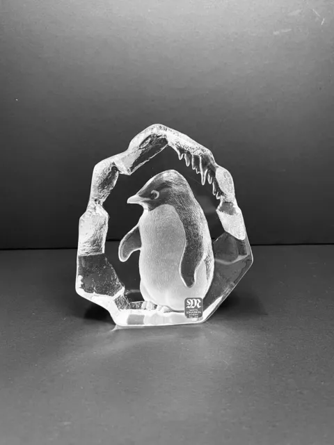 Mats Jonasson Paperweight Full Lead Crystal Penguin Ice Design Sweden Vintage