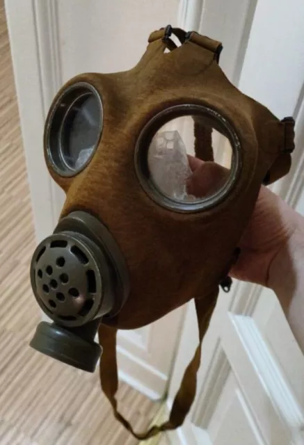 Vz.33 gasmaske (gas mask)