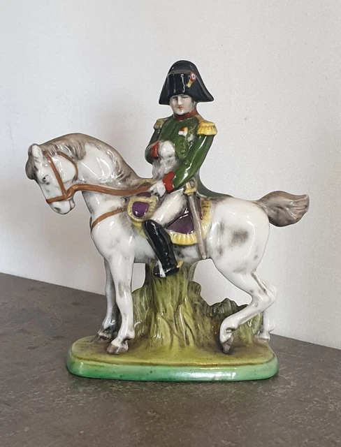 Napoléon Bonaparte Empereur ançais Portrait à Cheval Personne Célèbre