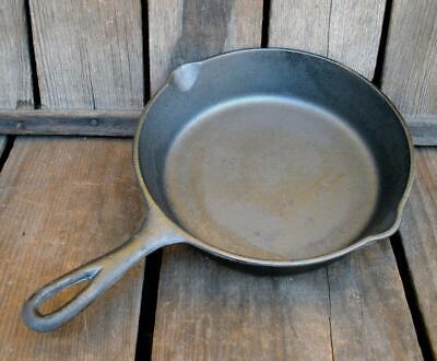 Vintage Unbranded LODGE #5 Cast Iron 8" Frying Pan Skillet 3 Notch Heat Ring