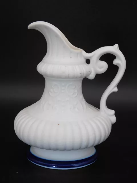 Petite Verseuse Aiguiere Porcelaine Biscuit Capodimonte Haut 12 Cm Dai51