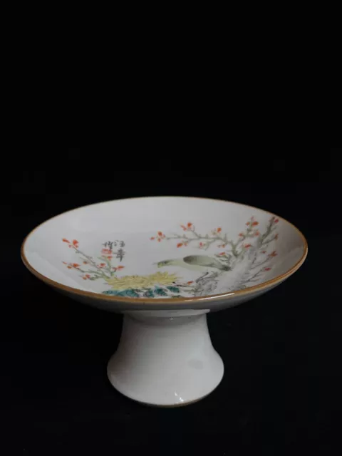 Chinese Antique Famille Rose Porcelain Plate