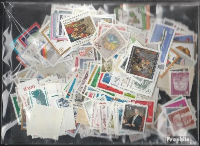 Briefmarken Berlin (West) 600 verschiedene Marken postfrisch