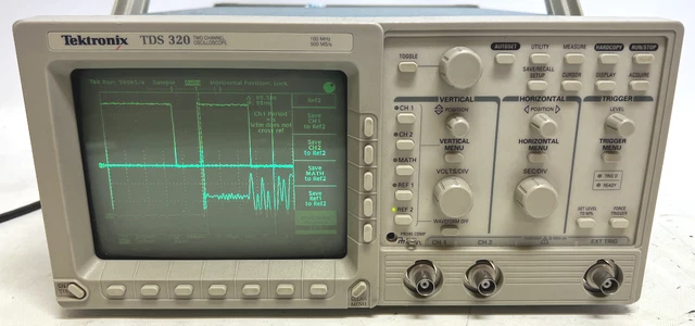 Tektronix TDS 320 Two Channel Digitizing Oscilloscope 100 MHz 500 MS