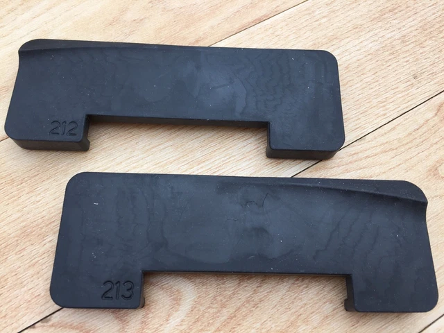 PAIR OF THULE 973 Bike Rack Spare Mounting Rubber Feet Numbers