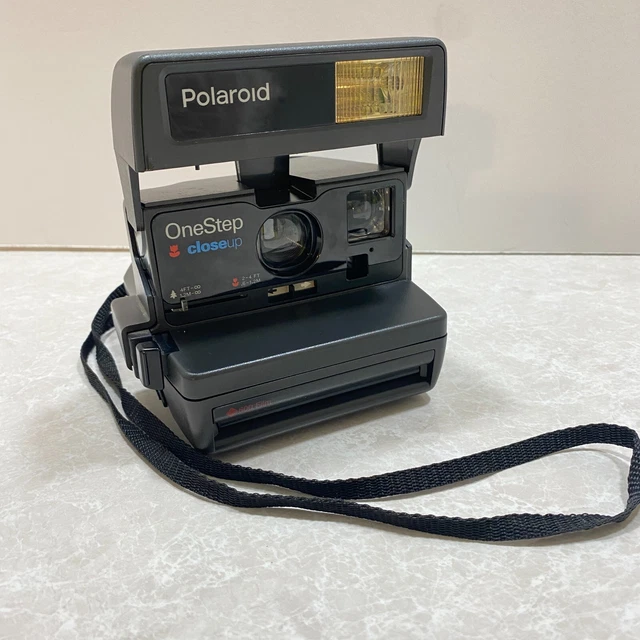 POLAROID ONE STEP Close Up 600 Instant Film Camera With Strap TESTED
