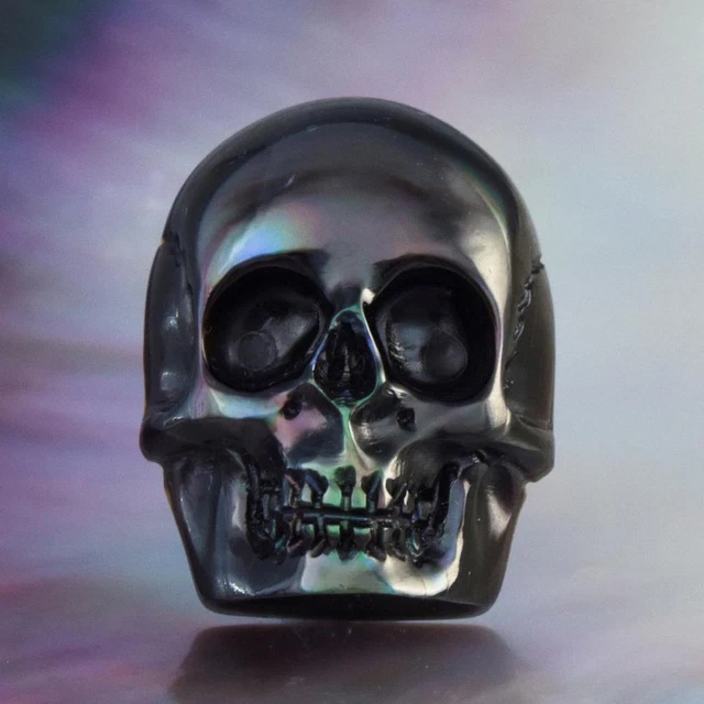 Skull Design Carving Cabochon Black Pen Pinna Shell & Paua Abalone 3.25 g