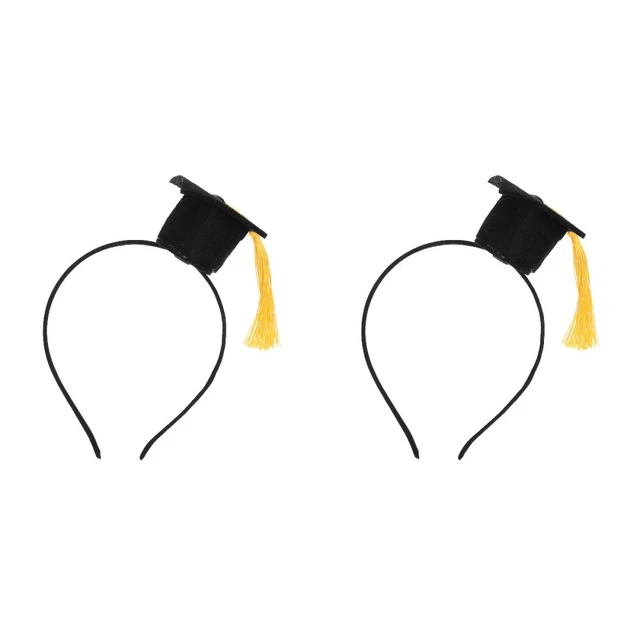 Jeter Des Casquettes De Graduation Illustration Vectorielle De Dessin