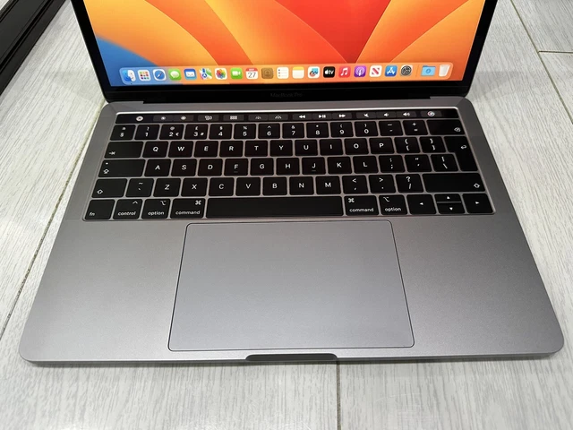 Apple MacBook Pro Retina 13,3" 2019 128 GB SSD 8 GB RAM 1,4 GHz Core i5 grigio siderale 9