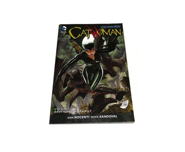 DC Comics Catwoman Death In The Family Vol 3 Book Paperback Comic Action 2013