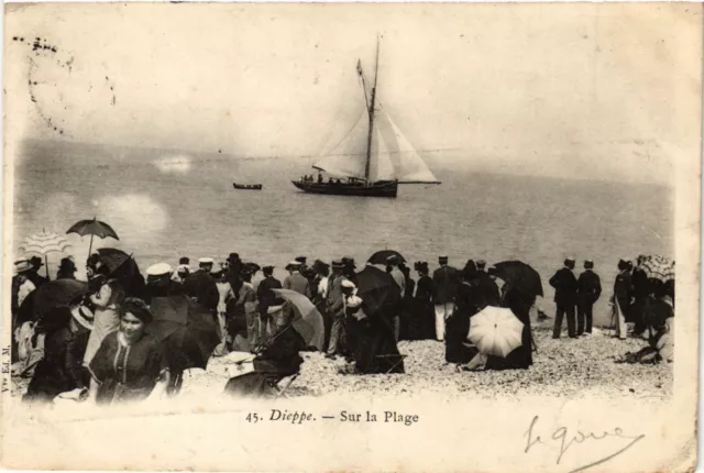 CPA DIEPPE-Sur la Plage (347384)