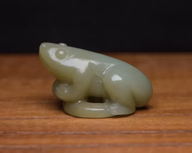 Collection Chinese Antique Natural Hetian Jade Carved Exquisite Frog Statue Art