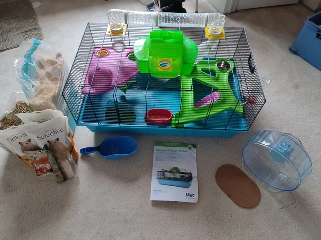 Savic Hamster Heaven Metro  Deluxe Hamster Home Plus Accessories