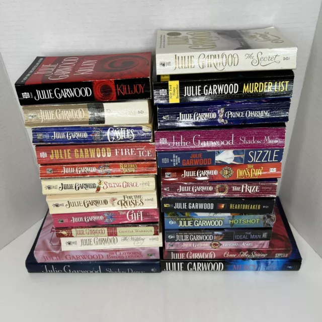 LOT (25) JULIE GARWOOD Crown's Spies/Highlands' Lairds/Buchanan + More HC/PB Mix