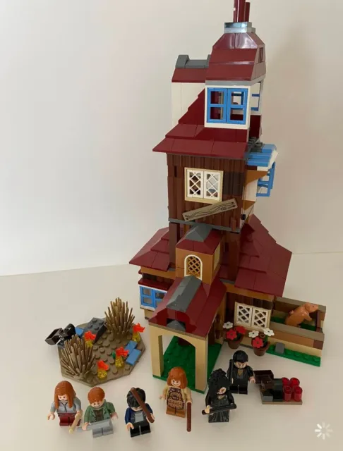 LEGO Harry Potter: The Burrow (4840)  100% complete with instructions